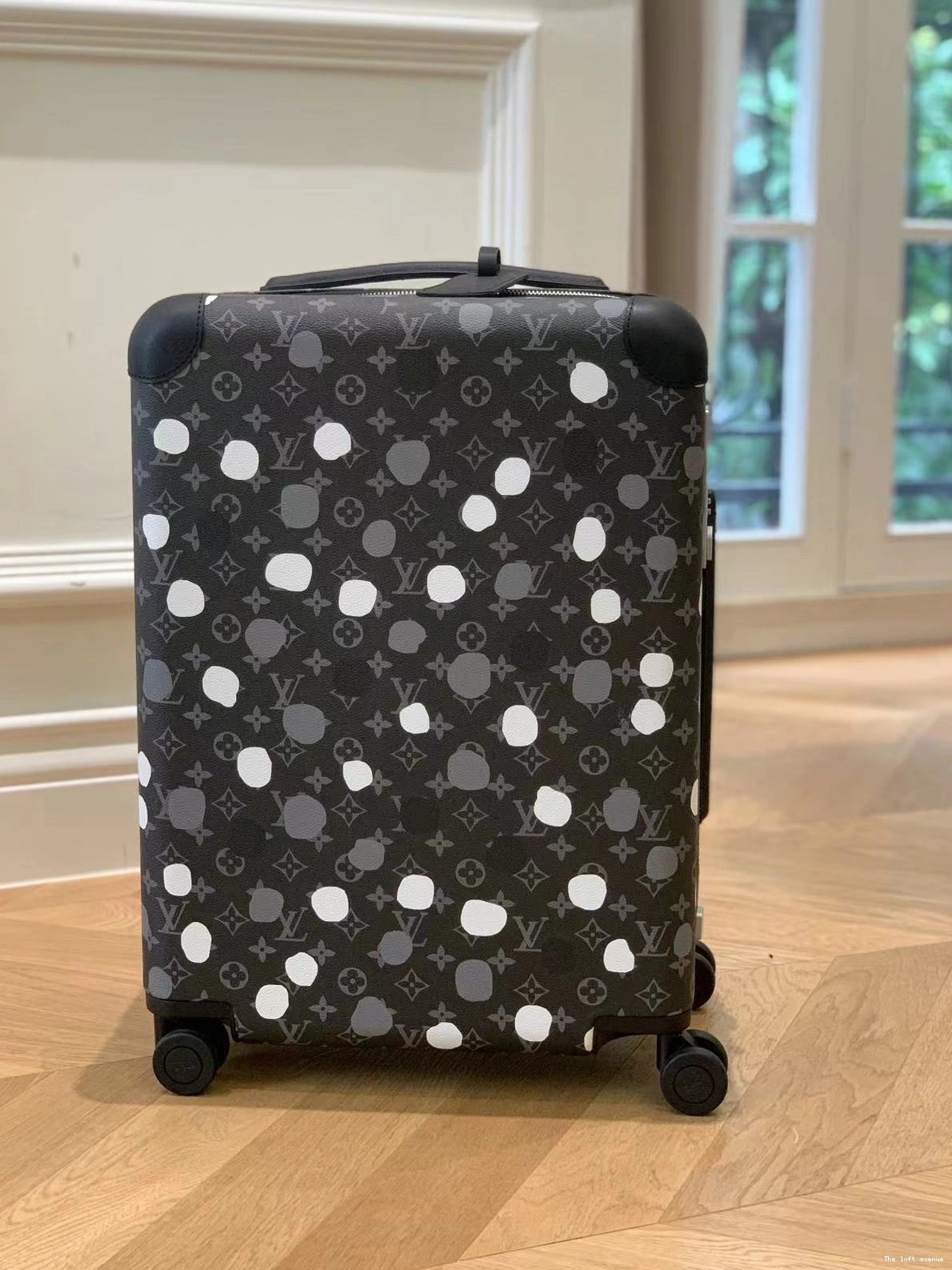 YAYOI CABIN 55 HORIZON 37L POLKADOT SUITCASE CUSTOM 0819
